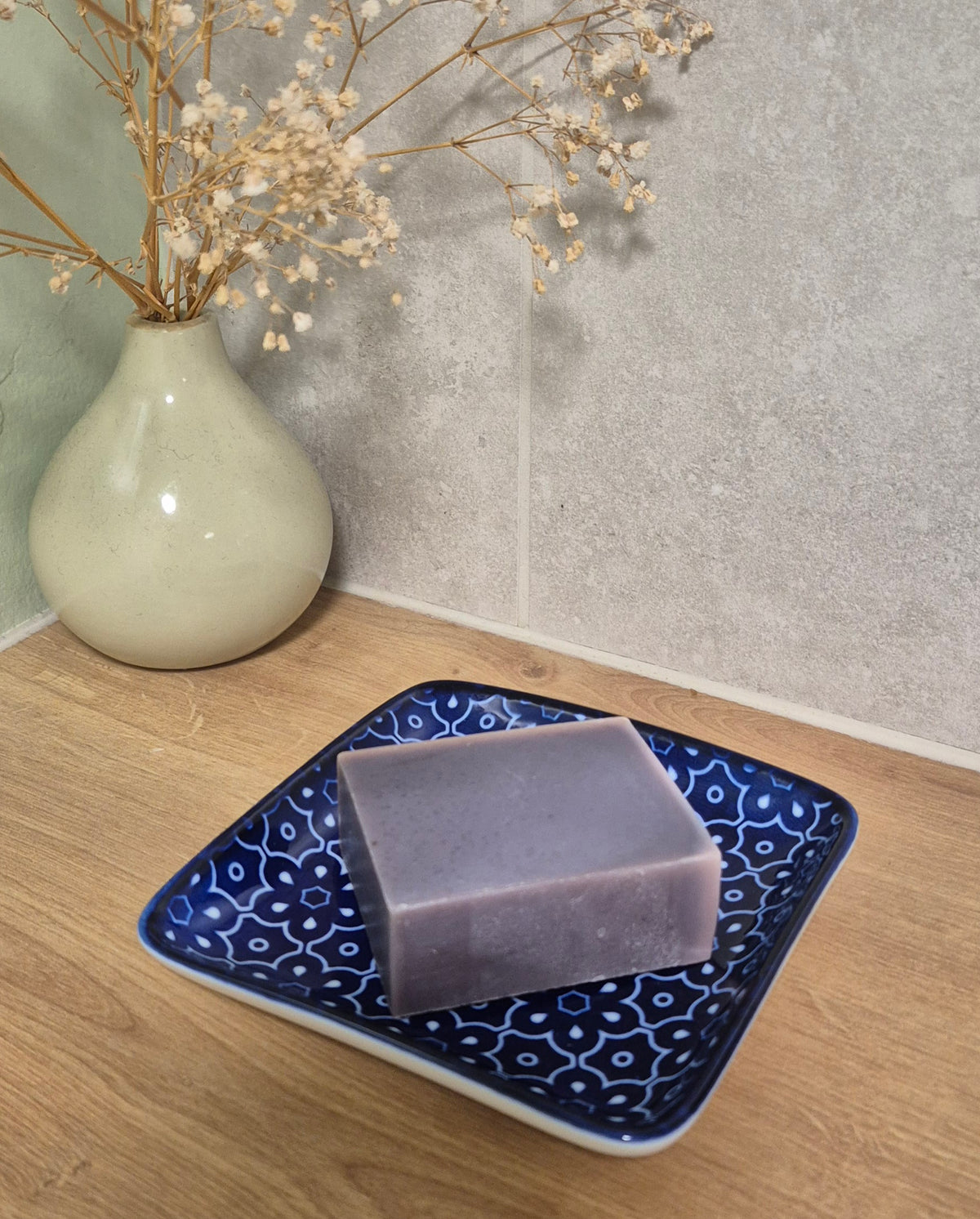 Ceramic blue & white patterned dish